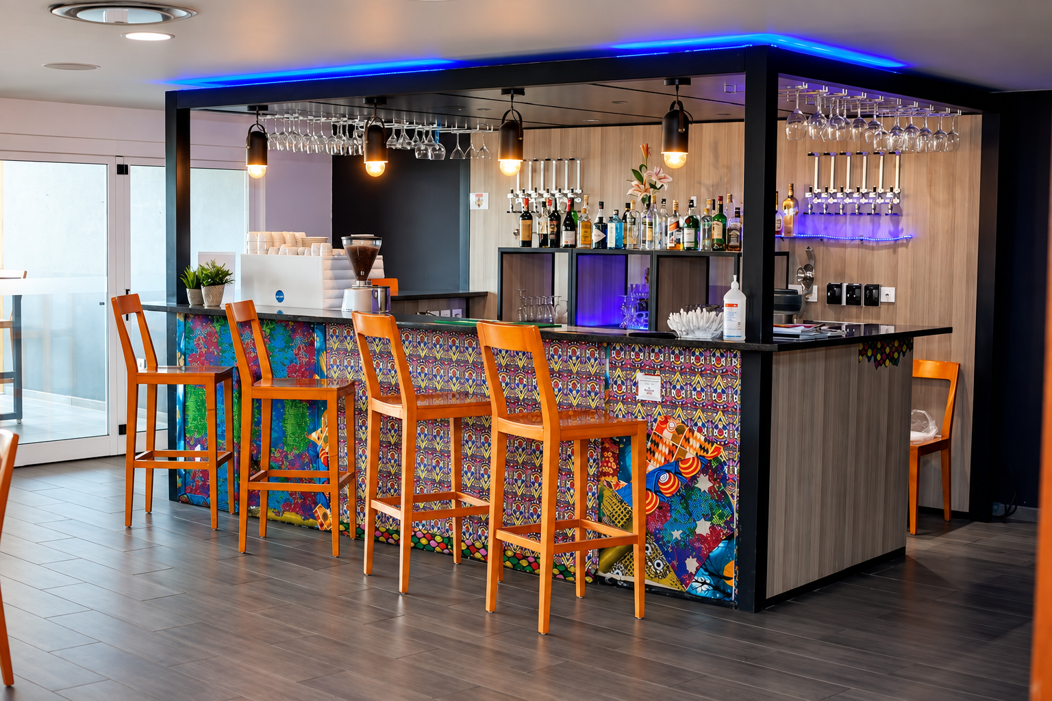 4978719 Estrela Bar 1024x1536 Original | Onomo Hotels
