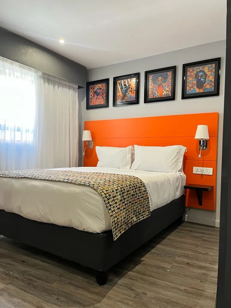 Onomo Hotel Sandton Standard Queen Room 01 — Standard Executive Room Onomo Hotel Johannesburg Sandton | Onomo Hotels