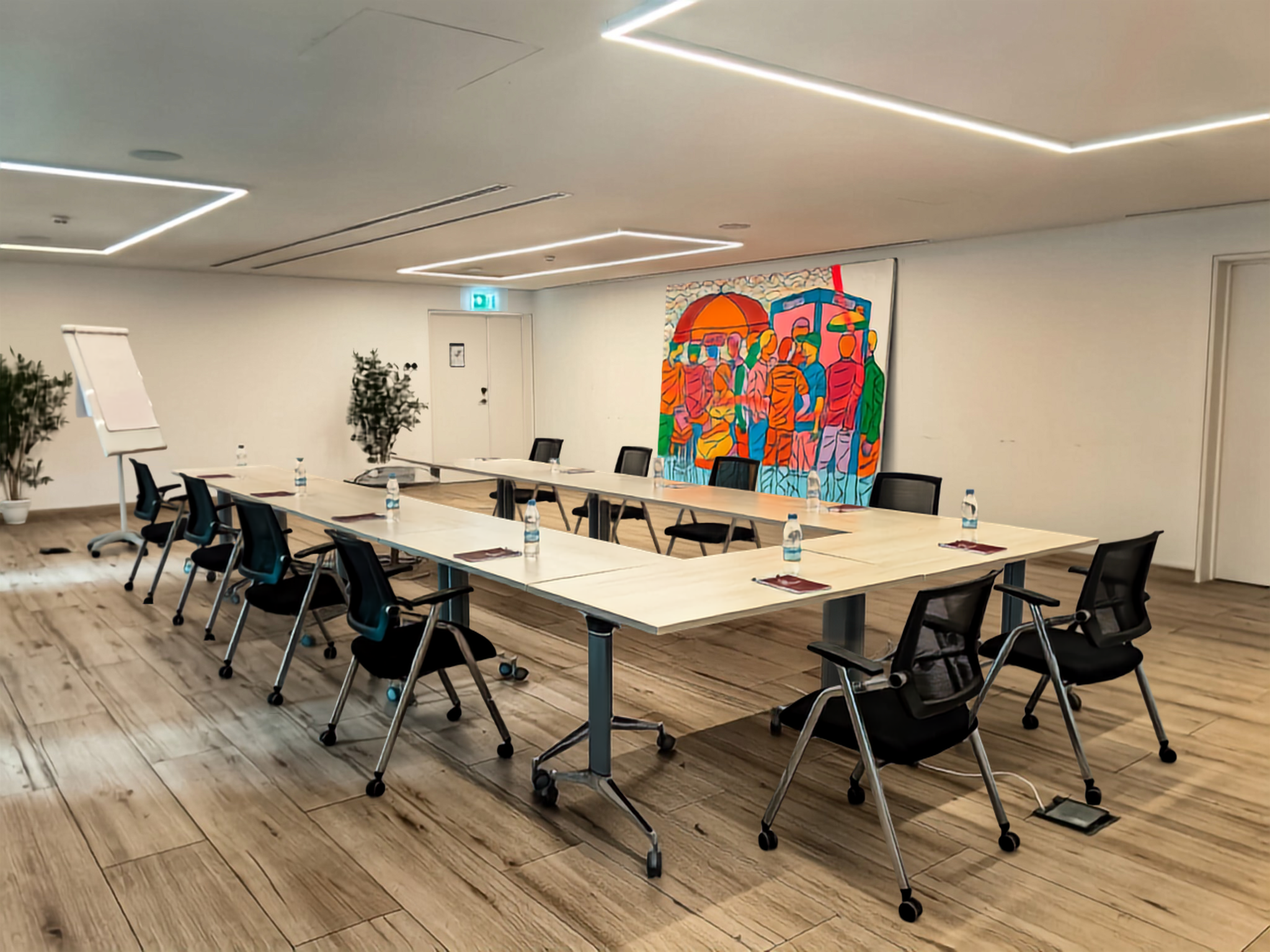 Tv Jsi No4c0mm3owq Ywb Aqg Allure Baobab Meeting Room — Onomo Allure Abidjan Baobab Inspired Meetings And Events | Onomo Hotels