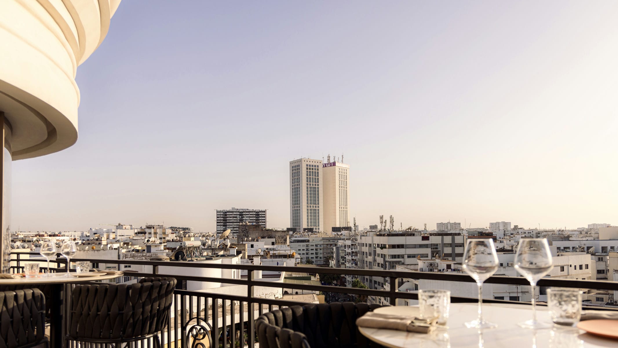 Le Square By Onomo Collection Restaurant Rooftop — Rooftop Decouvrez Nos Restaurants | Onomo Hotels
