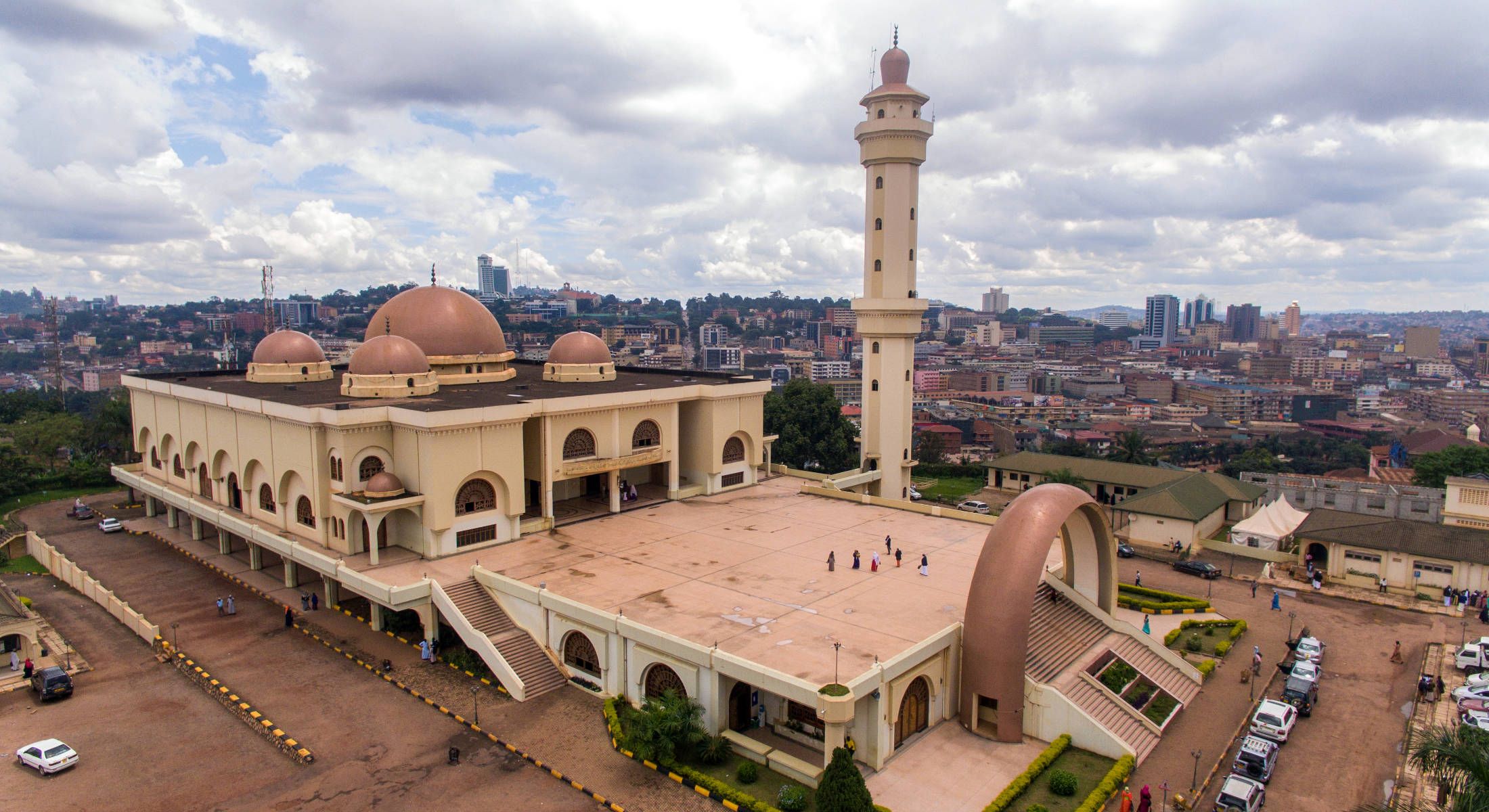 Onomo Hotel Kampala Wikimedia Aerial View Of The Gaddafi Mosque In Uganda 1 — Ville Des Collines 3 Jours A Kampala | Onomo Hotels