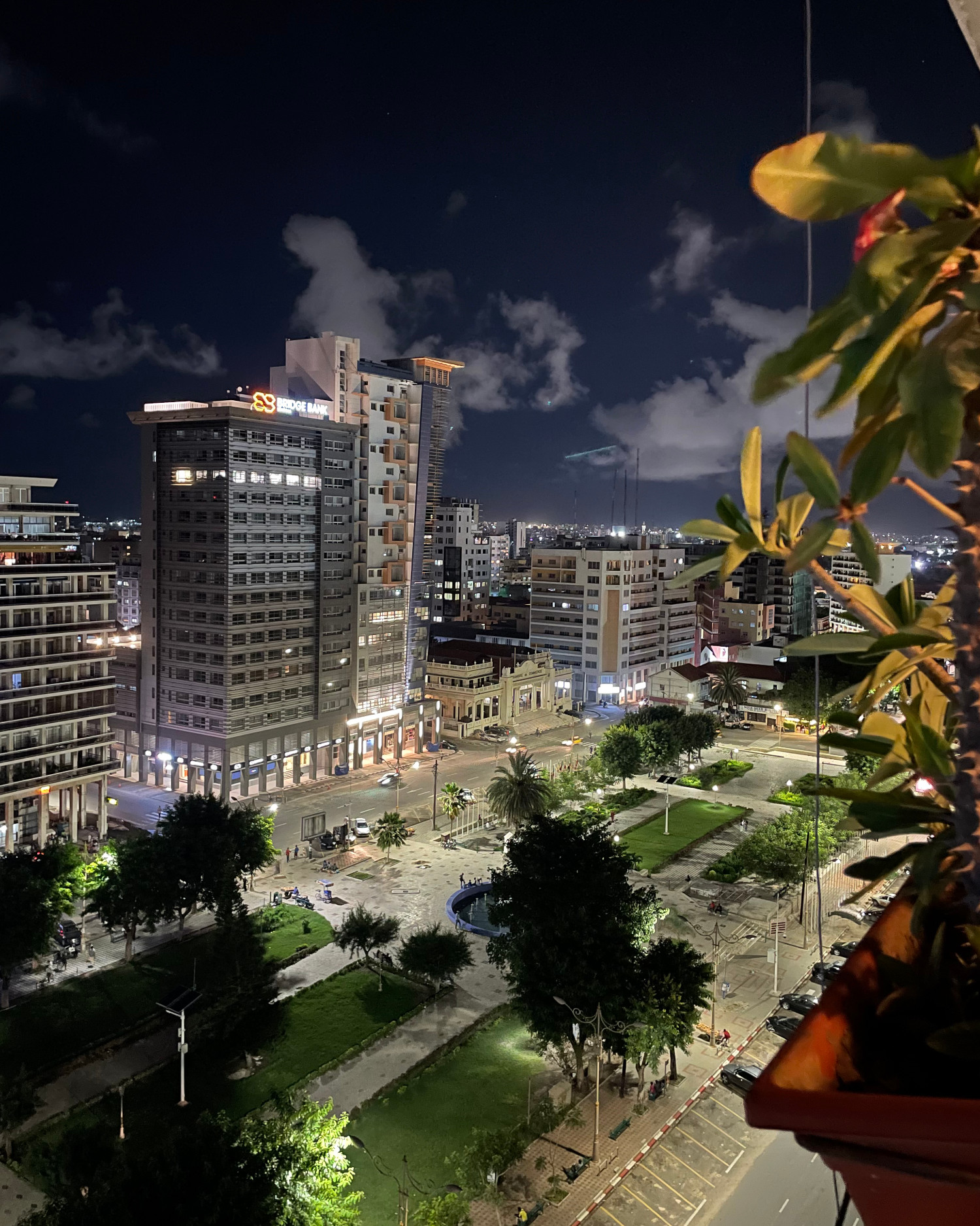 Onomo Dakar Nightlife 3 1 — The Taste Of Sharing City Guide Edition Dakar Par Gursha | Onomo Hotels