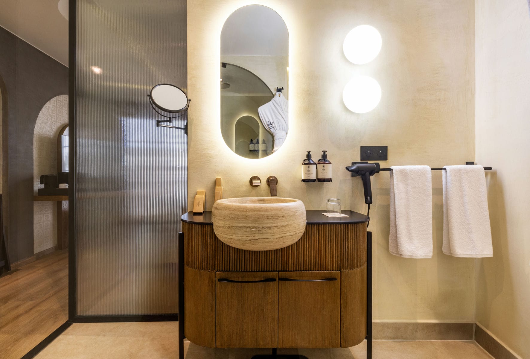 Le Square By Onomo Collection Chambre Superieur Vue Casablanca 05 — Chambre Superieure Vue Casablanca Nos Chambres | Onomo Hotels