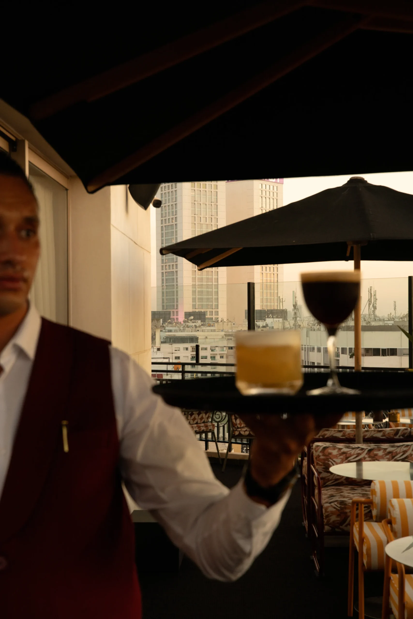 Le Square By Onomo Collection Restaurant Hedy Image Vertical 1 — Hedy Nos Espaces Gourmands | Onomo Hotels